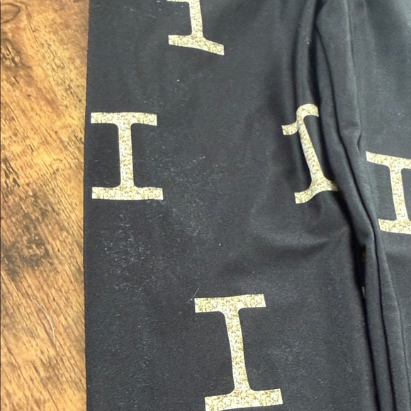 Goldsheep Black and Gold “I”  Leggings - Picture 10 of 11